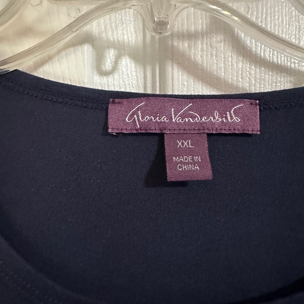 Gloria Vanderbilt tee shirt - Picture 4 of 4